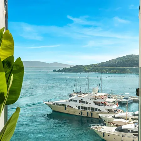 La Finestra Sul Mare-parking-ac-5terre-portovenere *